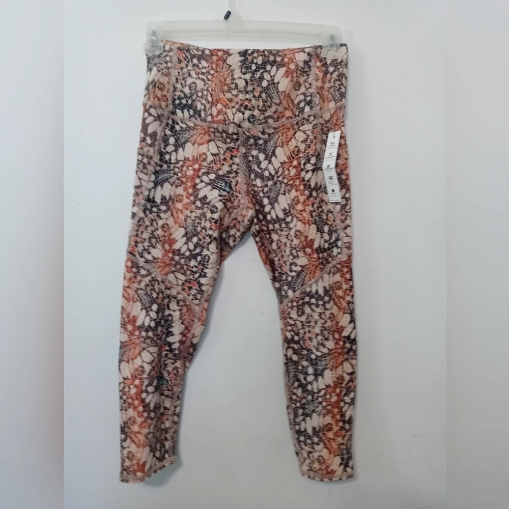 Evolution and Creation Beige Snakeskin print Athletic Workout Leggings w pockets